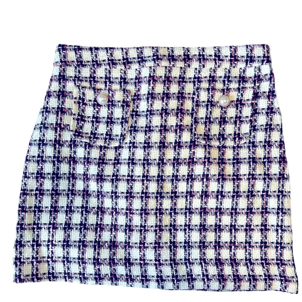 NWOT Madison d’Amelie Plaid Skirt Women’s Size 8 Front Pocket Statement Buttons